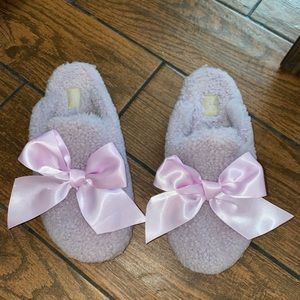 UGG Addison Bow Sippers